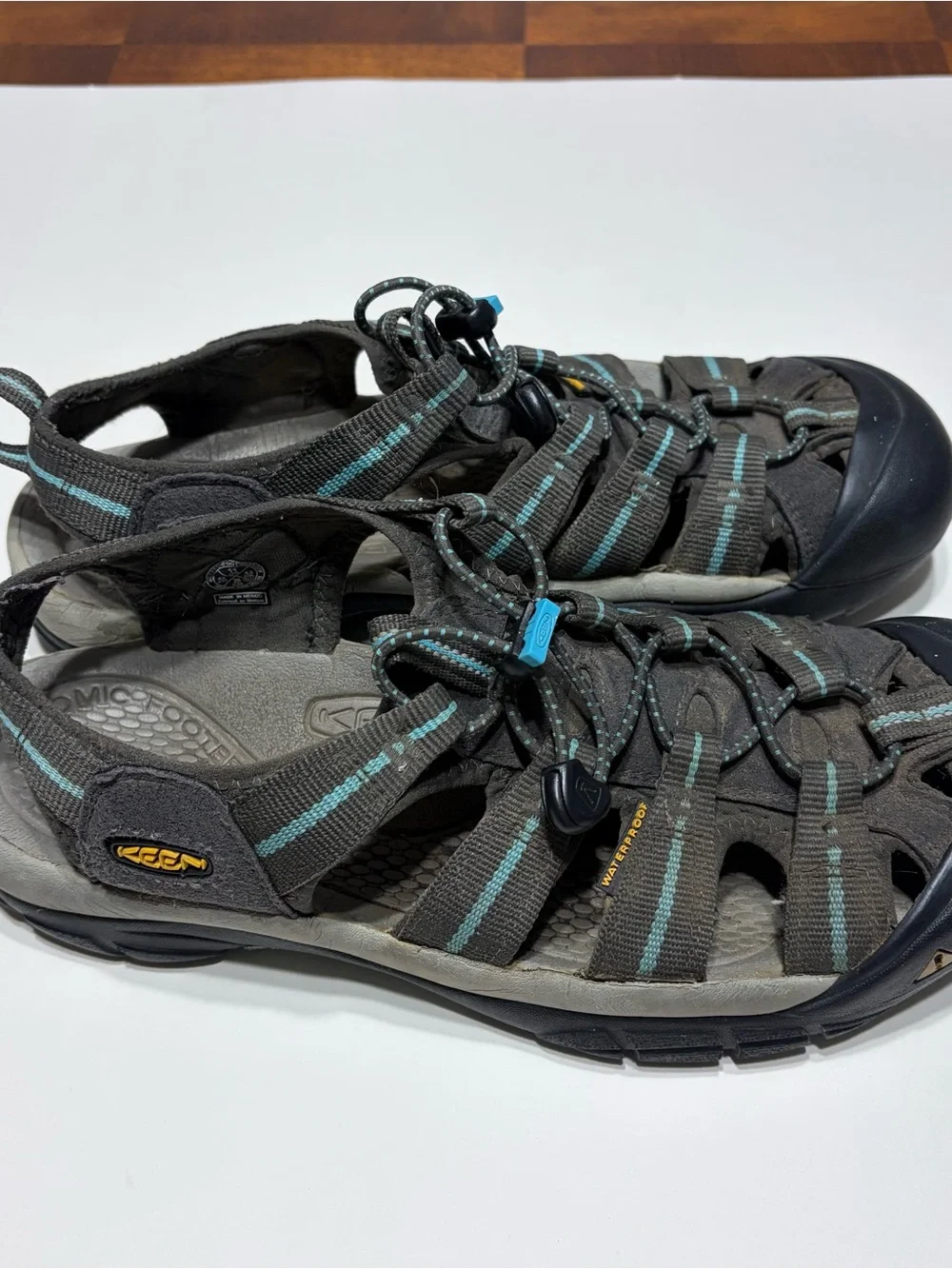 KEEN Newport H2 Men’s 11 Gray/Blue Waterproof Hiking Water Sandals